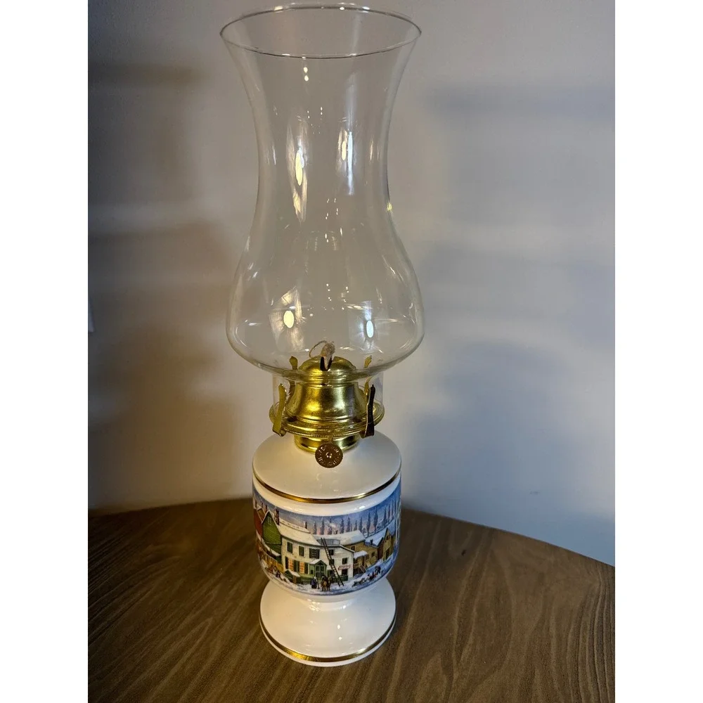 VTG 1984 Lamplight Farms Oil Lamp Quiet Village Porcelain Limited Edition 15.5in